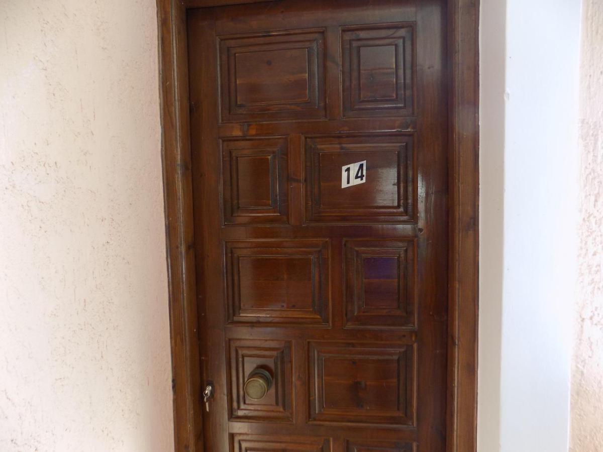 Afrodite Spacious Apartments! Agia Efimia Exteriör bild