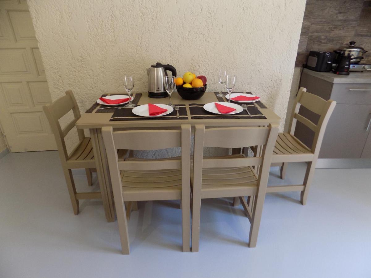 Afrodite Spacious Apartments! Agia Efimia Exteriör bild