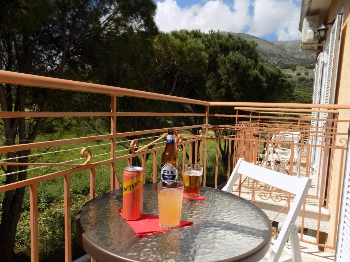 Afrodite Spacious Apartments! Agia Efimia Exteriör bild