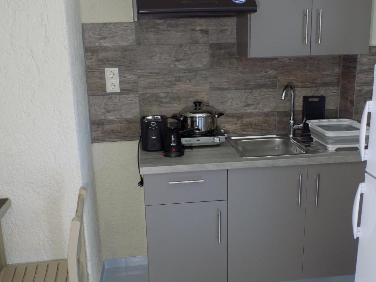 Afrodite Spacious Apartments! Agia Efimia Exteriör bild