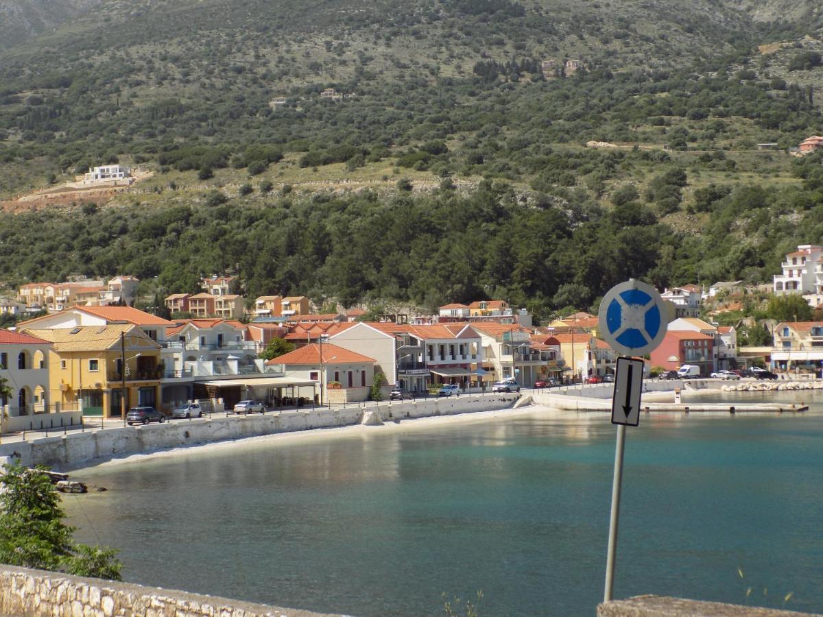 Afrodite Spacious Apartments! Agia Efimia Exteriör bild