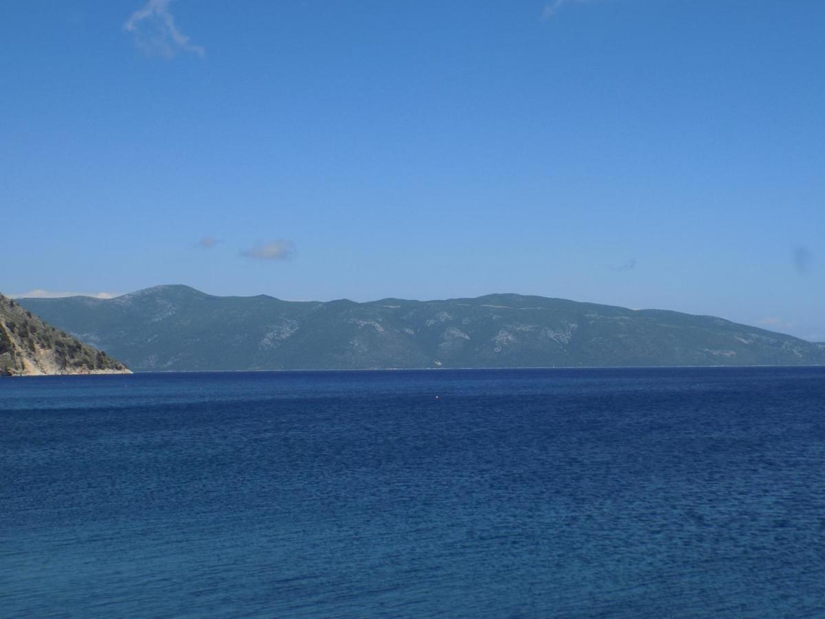 Afrodite Spacious Apartments! Agia Efimia Exteriör bild