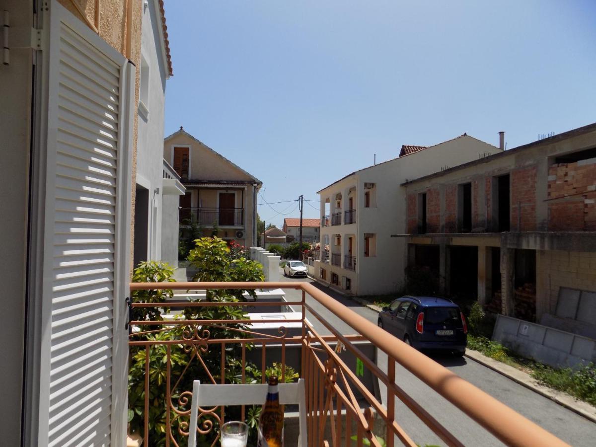 Afrodite Spacious Apartments! Agia Efimia Exteriör bild