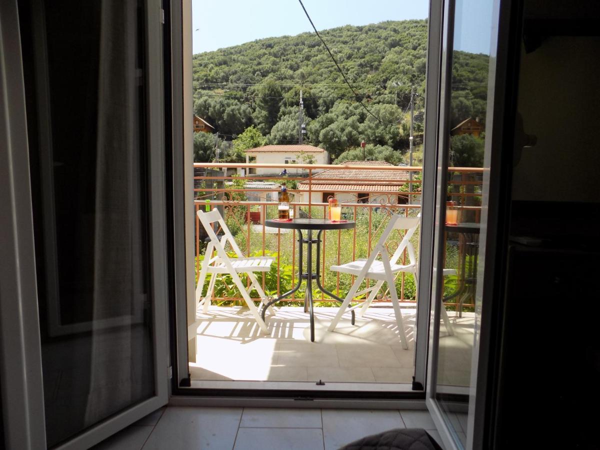 Afrodite Spacious Apartments! Agia Efimia Exteriör bild